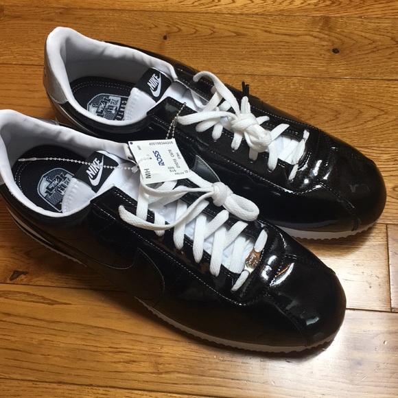 nike cortez mens size 15
